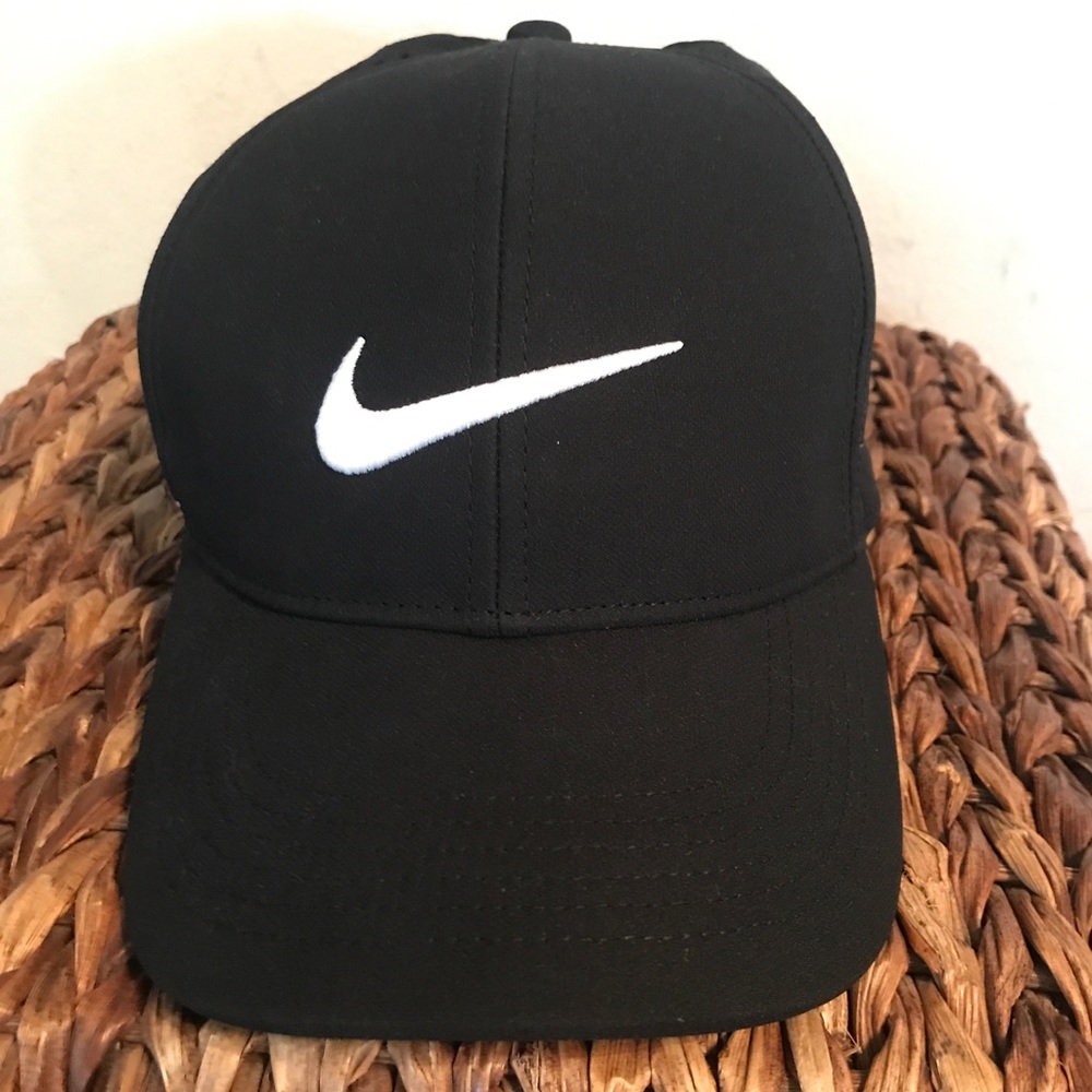 Unisex Legacy Golf Cap, Adjustable & Lightweight